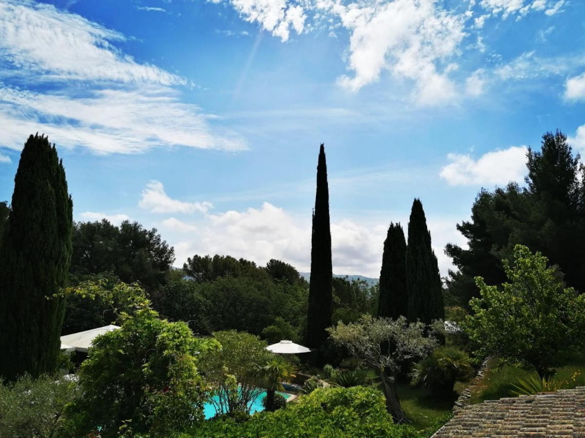 Mas Lei Bancau Bed & Breakfast Le Beausset Luaran gambar