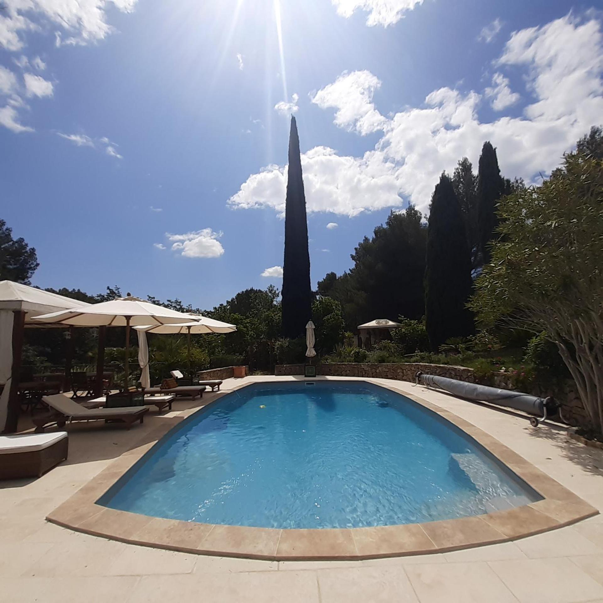 Mas Lei Bancau Bed & Breakfast Le Beausset Luaran gambar